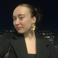 Sophie_Head_Shot (1)